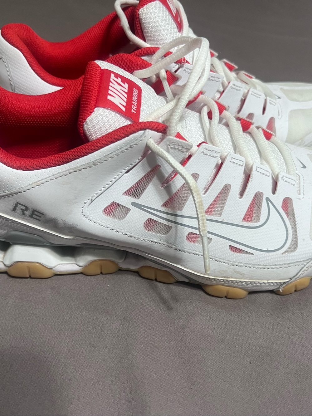 Nike Reax Training Shoes White Red Men’s Size 11.5